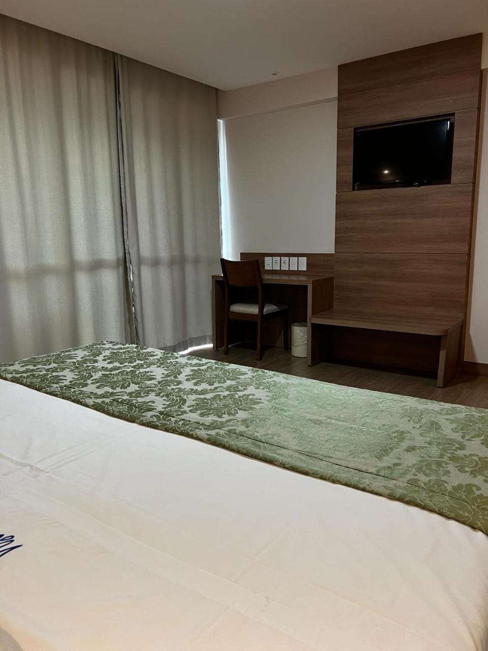بيدرا أزول Vista Azul Apart Hotel - Vista Pinheiros المظهر الخارجي الصورة