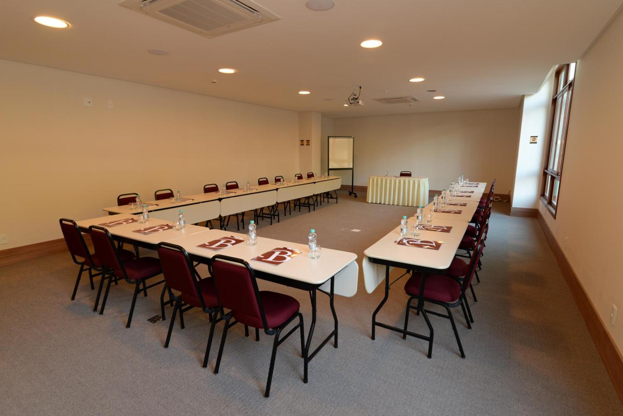 بيدرا أزول Vista Azul Apart Hotel - Vista Pinheiros المظهر الخارجي الصورة