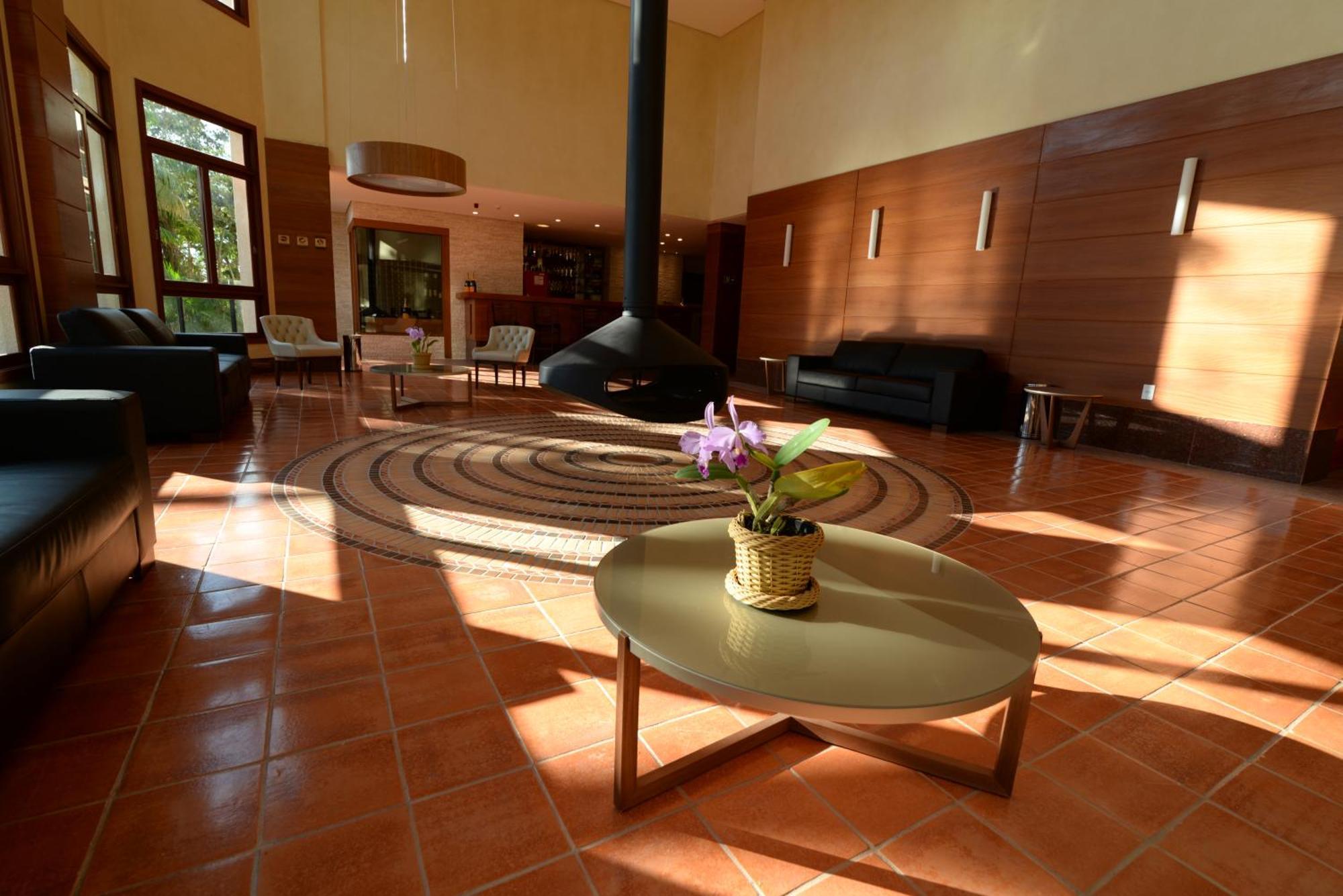 بيدرا أزول Vista Azul Apart Hotel - Vista Pinheiros المظهر الخارجي الصورة