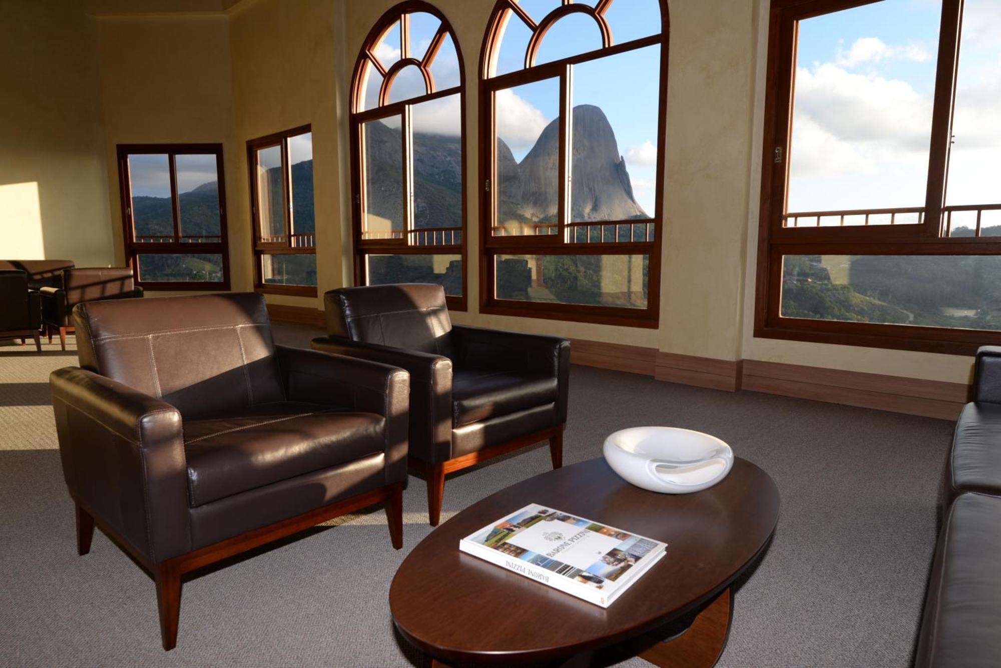 بيدرا أزول Vista Azul Apart Hotel - Vista Pinheiros المظهر الخارجي الصورة