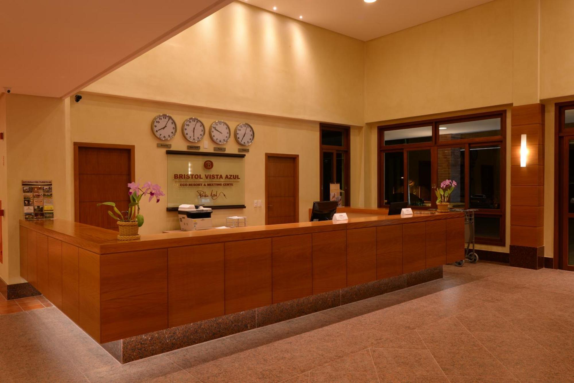 بيدرا أزول Vista Azul Apart Hotel - Vista Pinheiros المظهر الخارجي الصورة